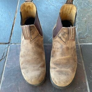 Blundstone Tan Leather Chelsea Boots